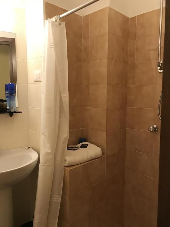 Albergo Meuble Olivi Toscolano-Maderno Kültér fotó